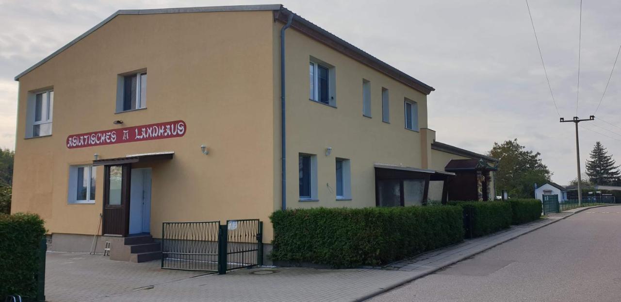 Asiatisches Landhaus Braunsbedra Extérieur photo